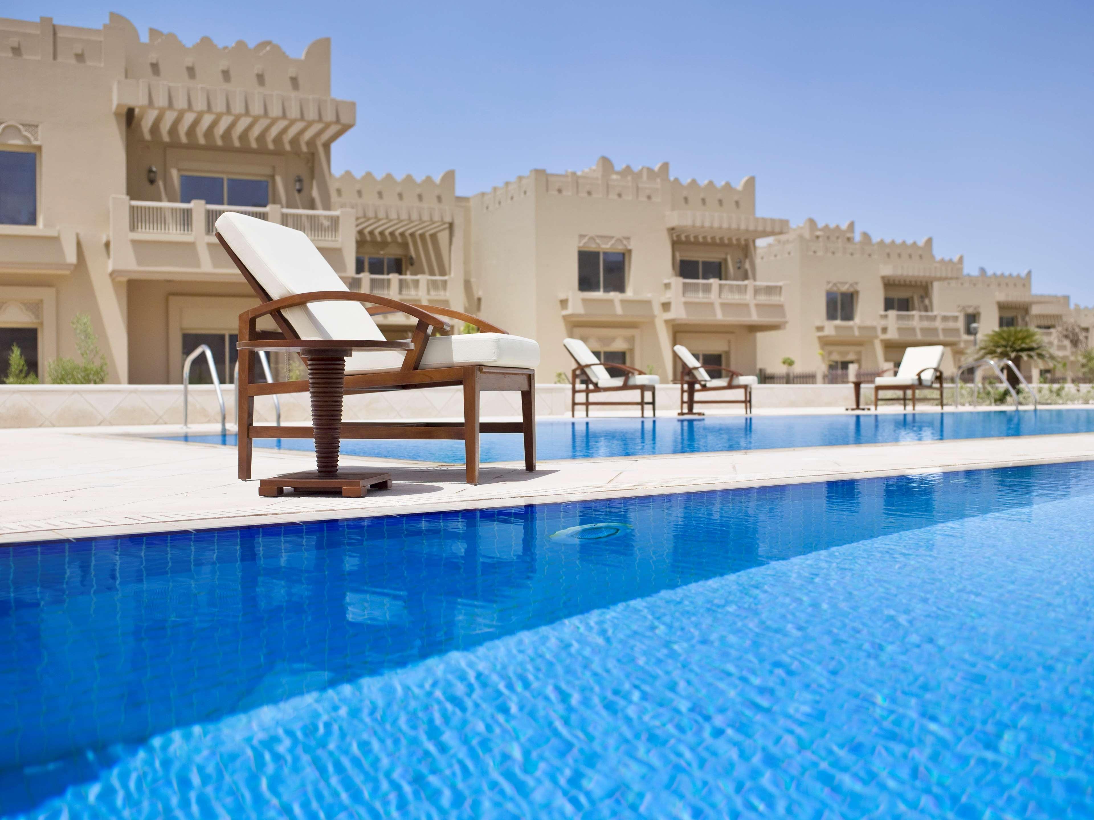 แกรนด์ ไฮแอท โดฮา Hotel ภายนอก รูปภาพ The swimming pool at the resort