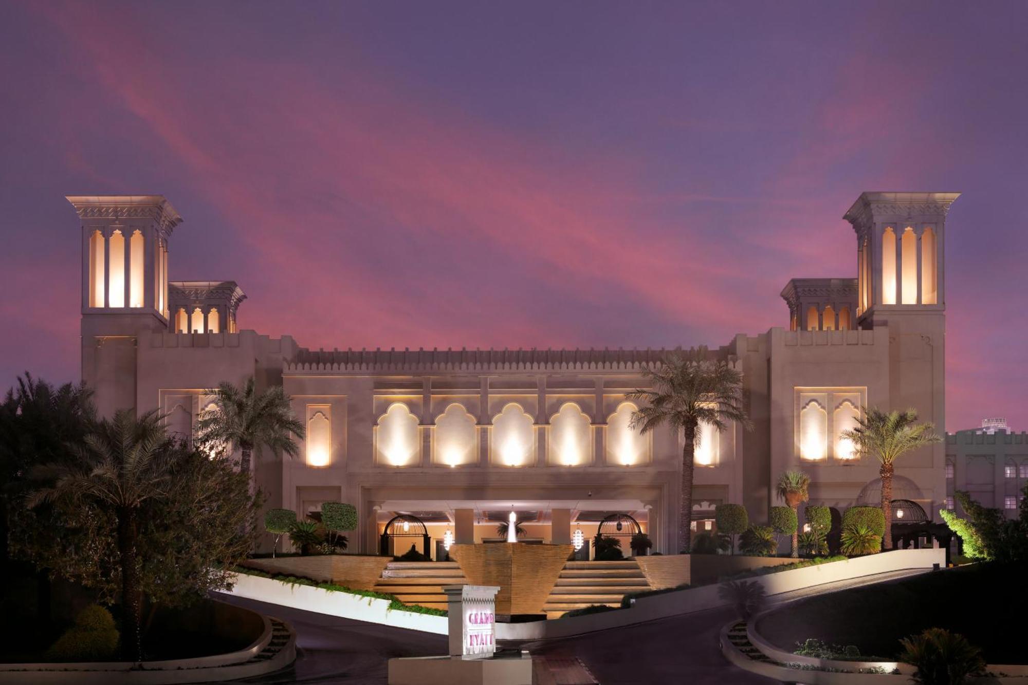 แกรนด์ ไฮแอท โดฮา Hotel ภายนอก รูปภาพ The Ritz-Carlton, Manama