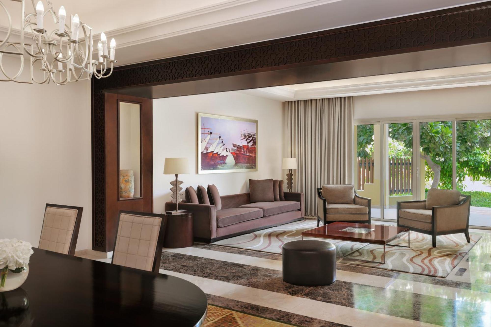 แกรนด์ ไฮแอท โดฮา Hotel ภายนอก รูปภาพ A suite at the Ritz-Carlton, DIFC